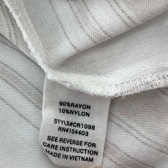 Impressions Striped V Neck Blouse Size Small - Picture 4 of 8